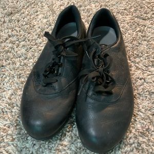 Sas nonslip work shoes leather size 6 1/2 wide